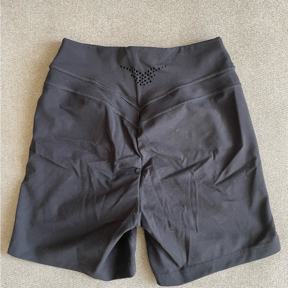 GYMSHARK X WHITNEY 🦈 shorts!